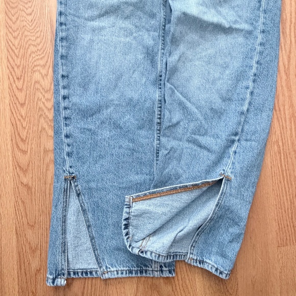 We The Free High-Rise Button-Fly Split Hem Jeans (26) - Picture 7 of 16